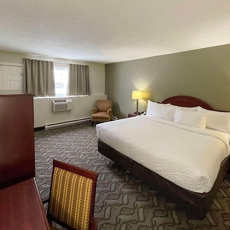 Rodeway Inn Sudbury Eksteriør billede