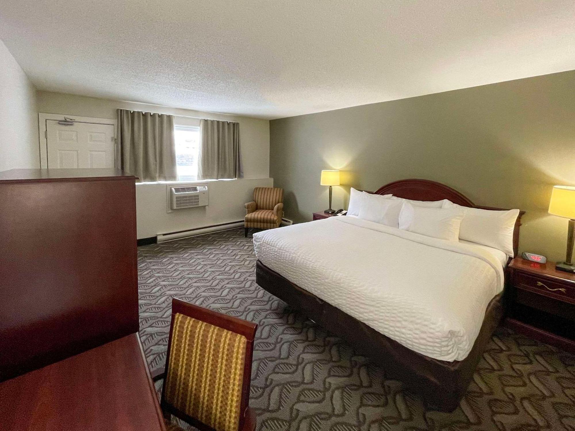 Rodeway Inn Sudbury Eksteriør billede
